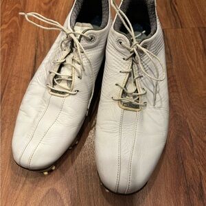 Foot joy dry joy golf shoes